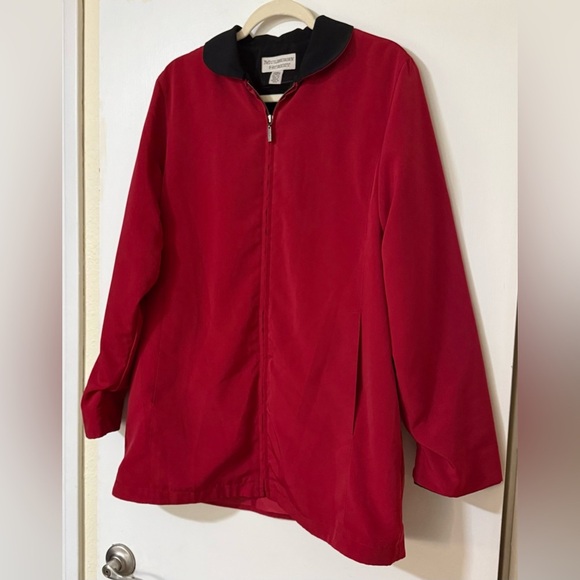 Mulberry Street Red Zip-Front Jacket,Size Small - Picture 7 of 12